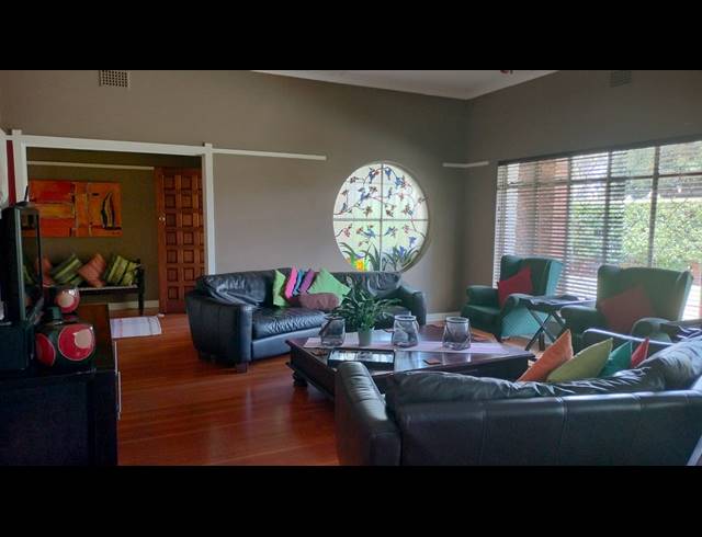 3 BEDROOM FREEHOLD FOR SALE IN DALVIEW